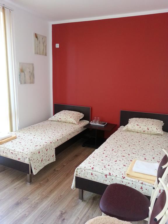Guest House Nedelchevi Primorsko Rum bild