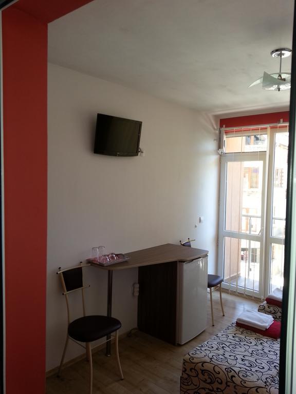 Guest House Nedelchevi Primorsko Rum bild