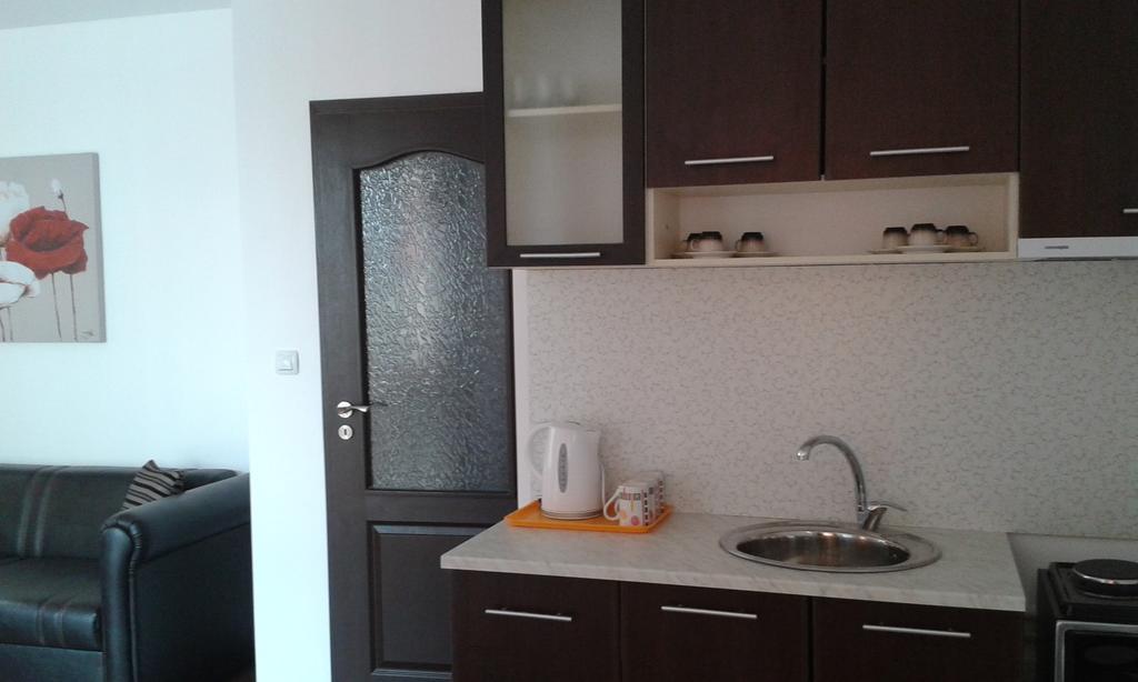 Guest House Nedelchevi Primorsko Rum bild